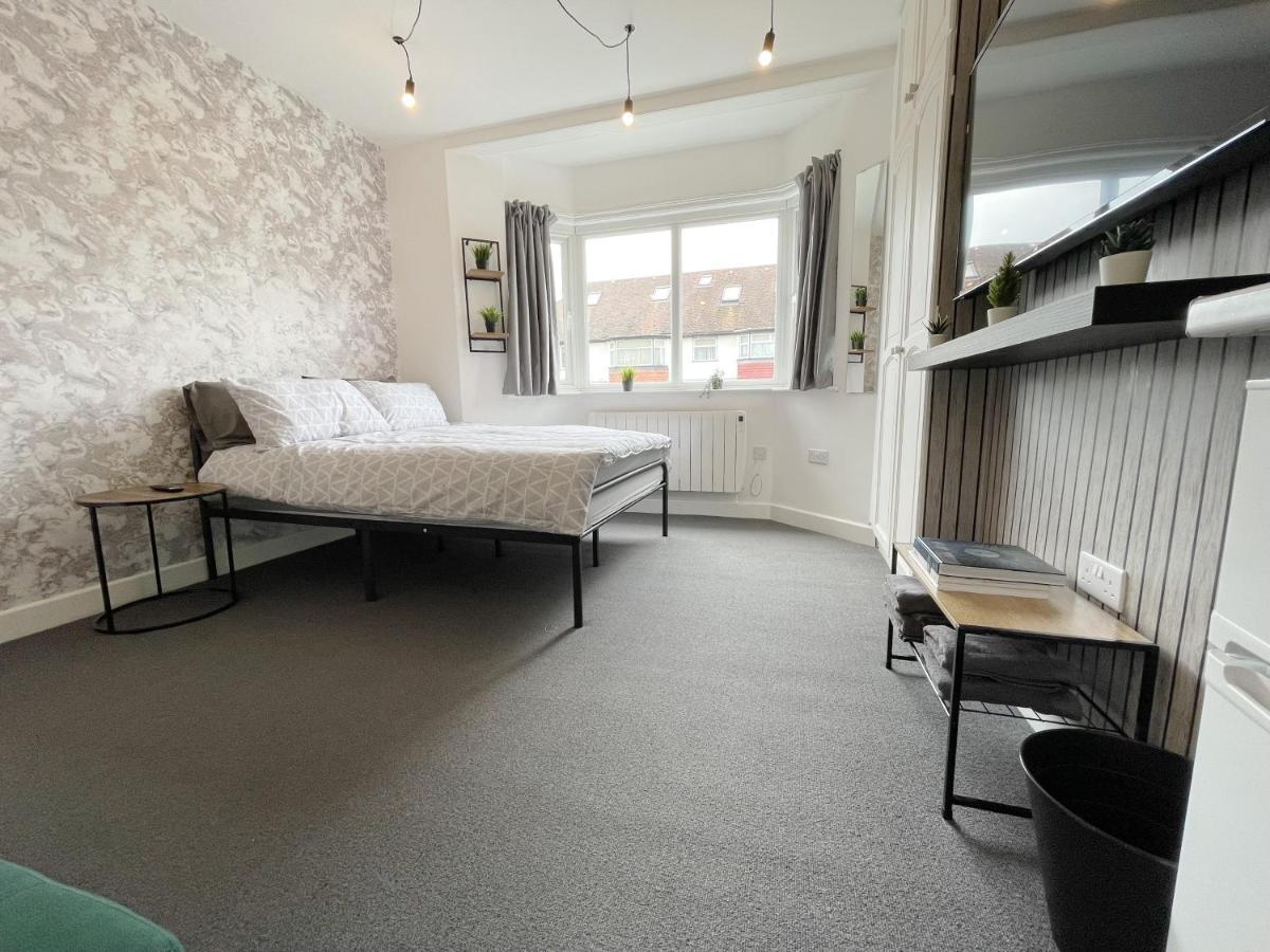 Cosy Bright Studio Apartment Close To Wembley Stadium Londres Exterior foto
