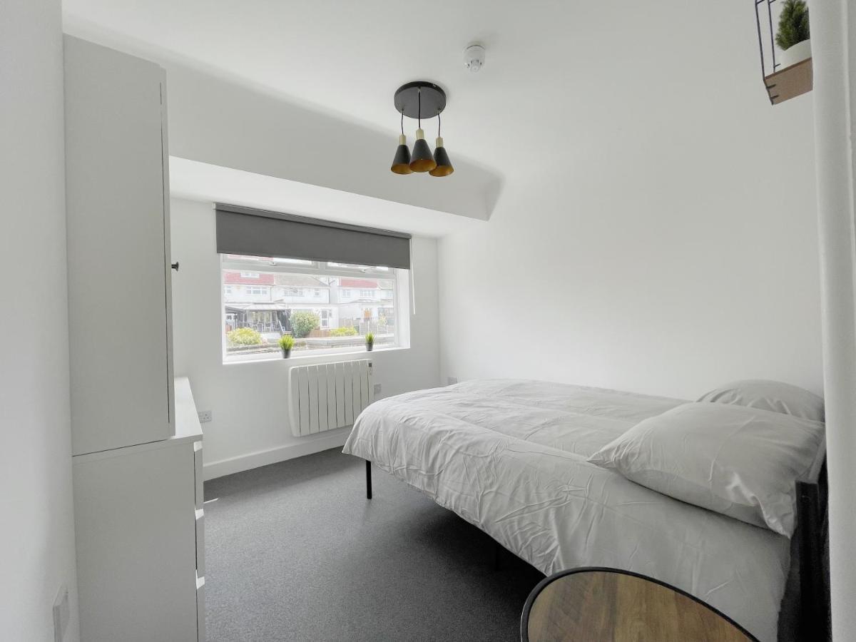 Cosy Bright Studio Apartment Close To Wembley Stadium Londres Exterior foto