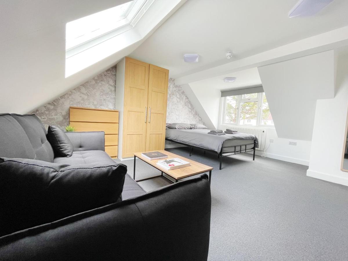Cosy Bright Studio Apartment Close To Wembley Stadium Londres Exterior foto